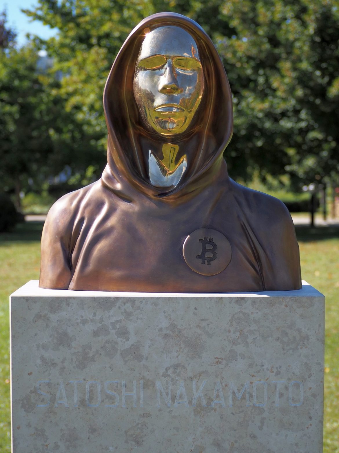 Bust of satoshi nakamoto credit to the owner
