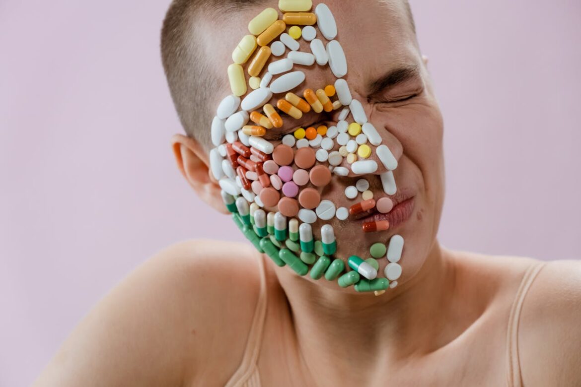 Counterfeit Drugs Alert: 13 Fake Medications to Avoid According to the FDA